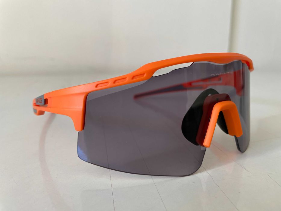 Oculos ciclismo ou corrida Fotocromaticos