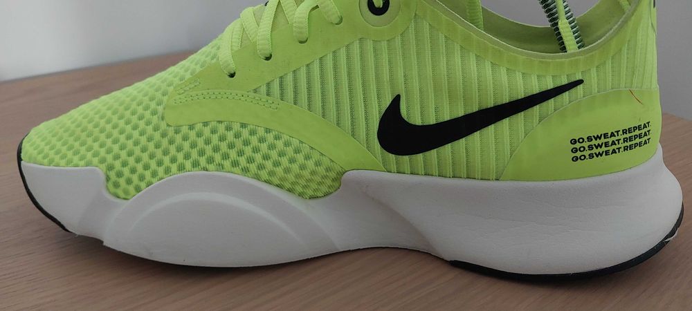 Nike Performance Superrep Go obuwie