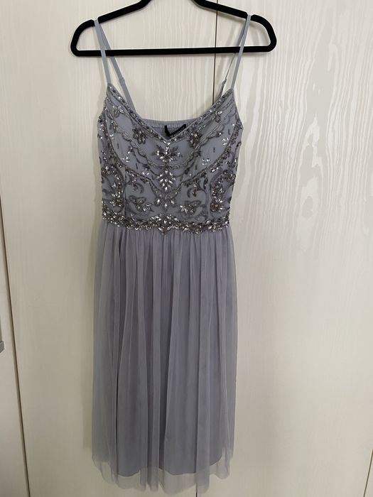 Очень красивое вечернее праздничное платье