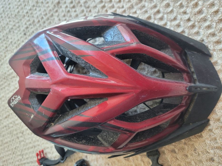 Kask rowerowy gratis spodenki rowerowe