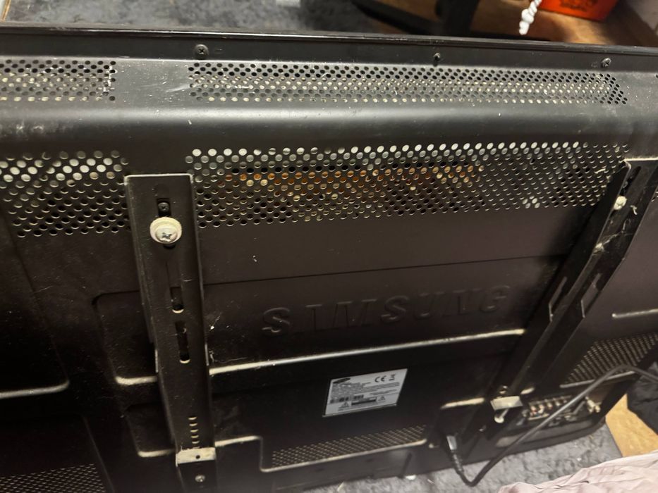 Телевізор  Samsung PS42B450B1W