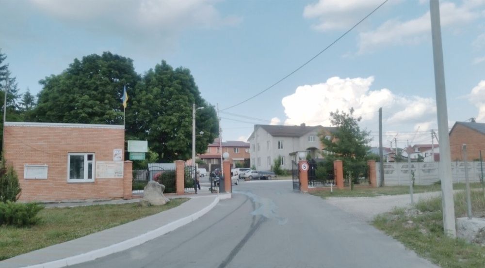 Продаж котеджу "Кленовий гай" терміново