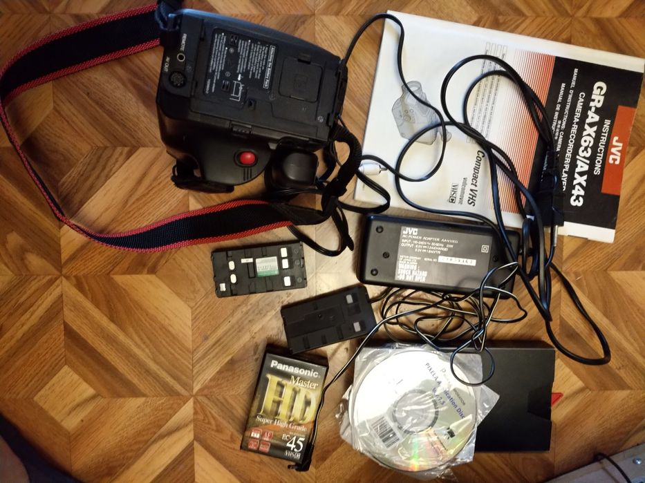 JVC GR-AX43 Видеокамера. Япония