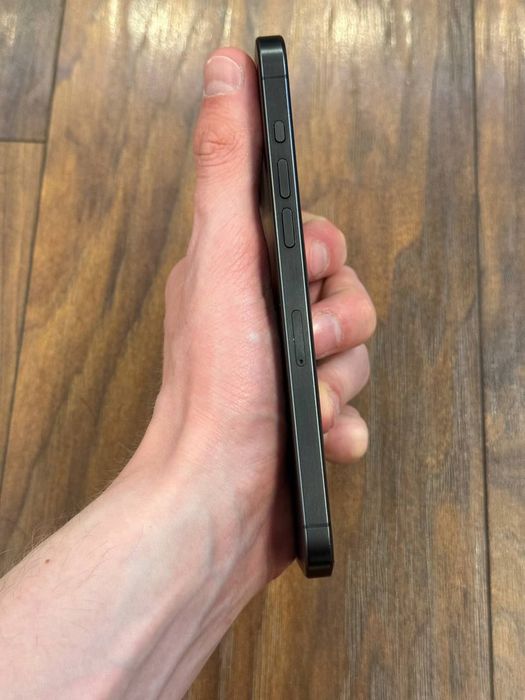 Чудовий  Iphone 15Pro Мах  256GB  Neverlock, АКБ 90%,фіз сім!