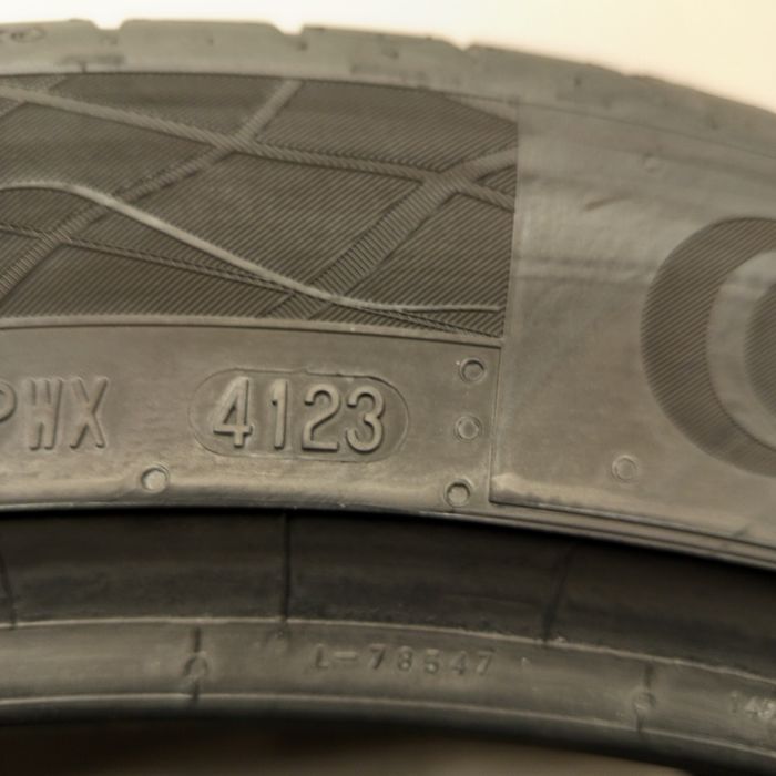 275/40R21 Continental PremiumContact 7
