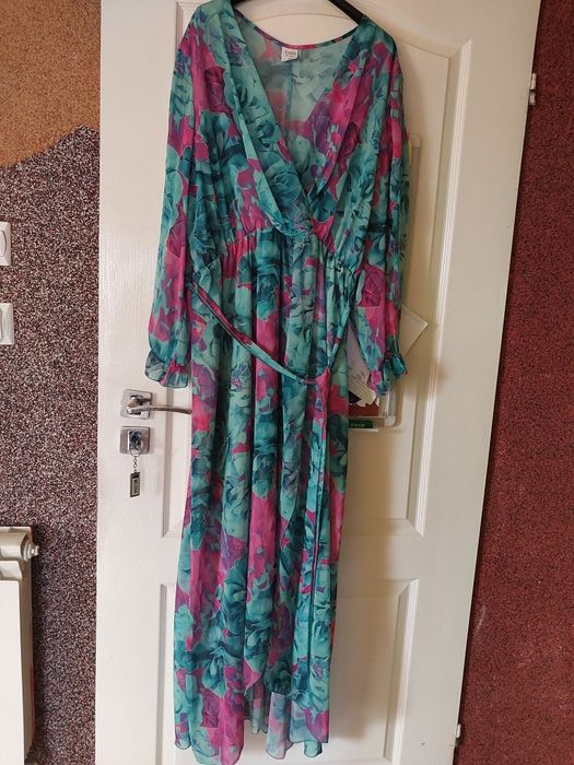 Sukienka letnia rozmiar 52