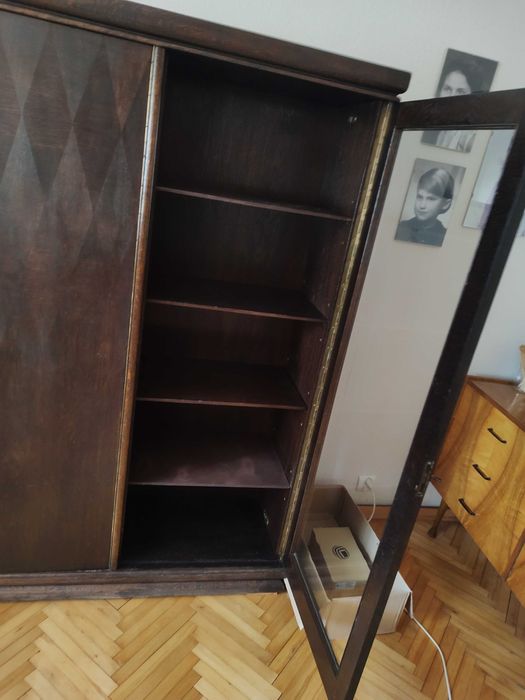 Szafa Lata 20-30 Odrestaurowana