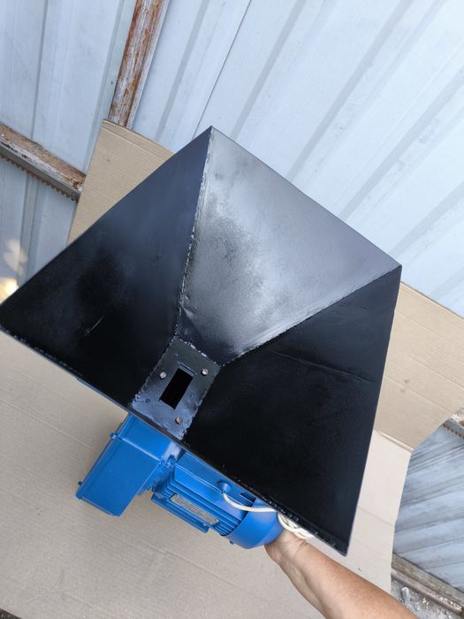 Крупорушка электрическая на 220В