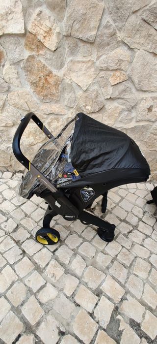 Carrinho bebé + 2 isofix Doona