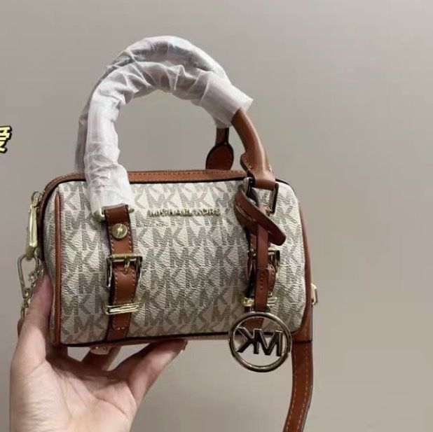 Сумка Michael Kors