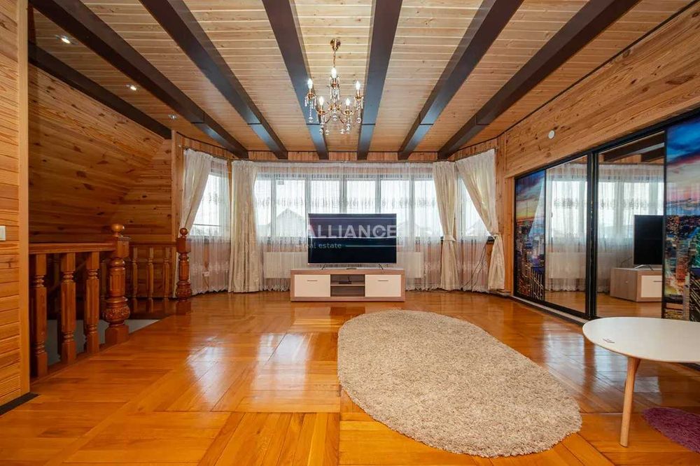 Затишний будинок з ремонтом в Надвірній!