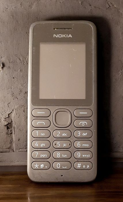 Telemóvel Nokia dual SIM novo
