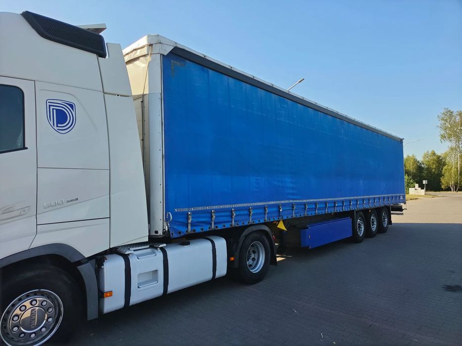 Schmitz Cargobull Standard! Celna! Opony - 80% - Tarcze - 90%  Standard! Celna! Opony - 80% - Tarcze - 90%