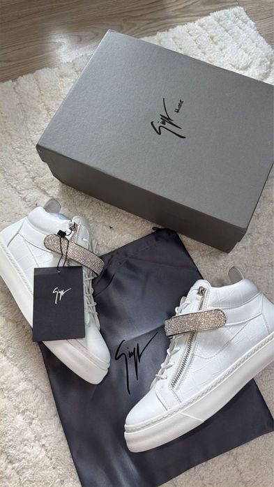 Giuseppe zanotti,нові,розміри:38,39
