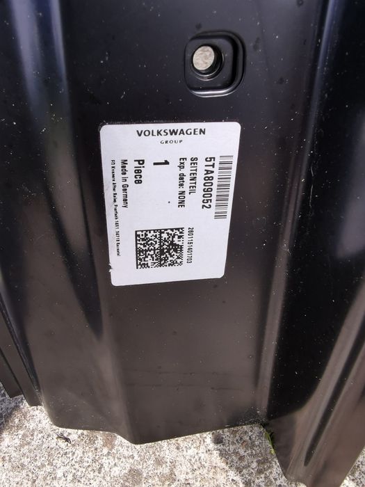 VW Touran 5TA błotnik tył prawy 2015-2023 5TA809052