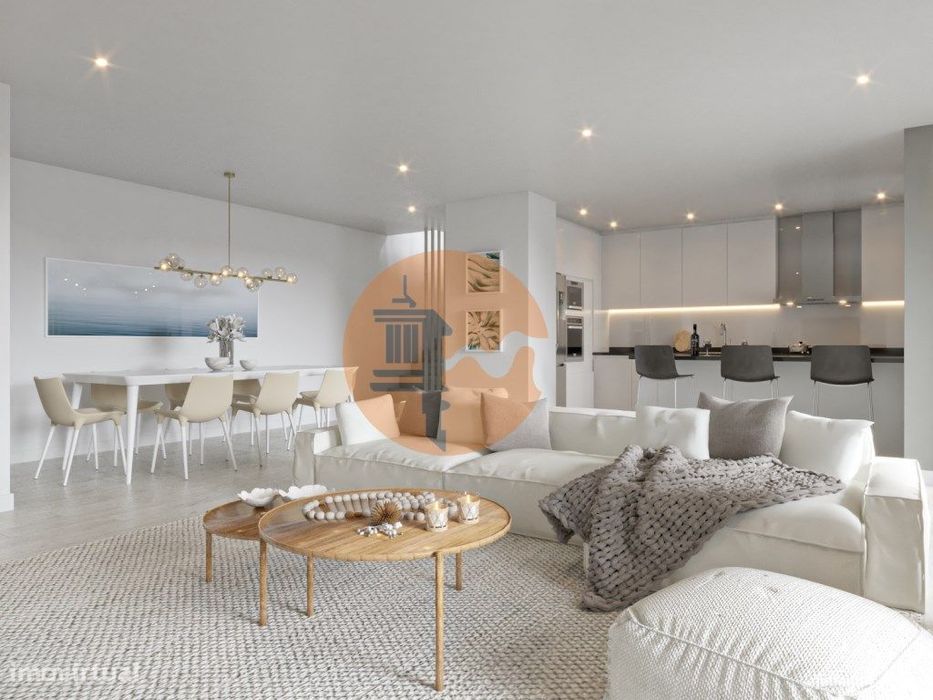 Penthouse T4+1 novo com piscina privativa e garagem em box