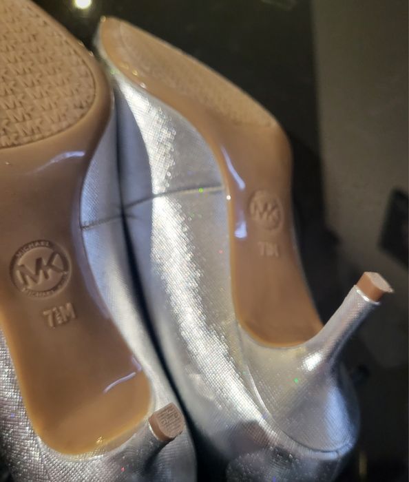 Srebrne szpilki damskie Michael Kors roz. 38