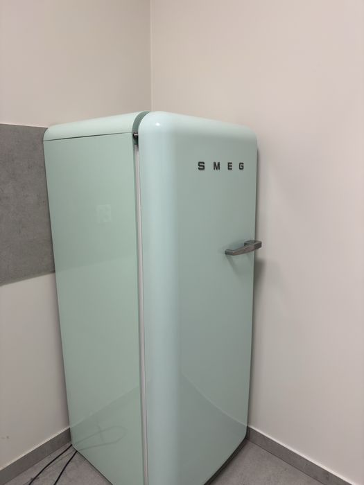 Smeg lodówka niebieska jasna miętowa