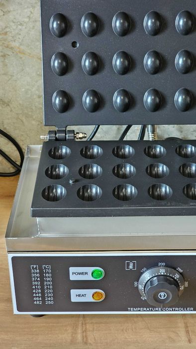 Вафельниця горішниця HKN-GES210