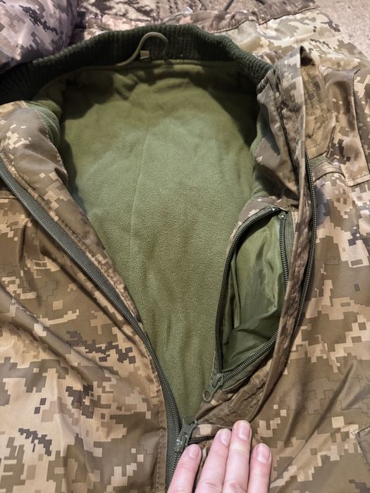 Куртка бомбер і штани ,брюки