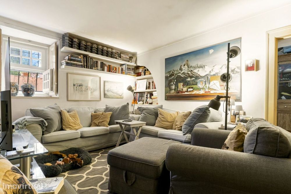 Moradia T4 + 4 com piscina, Lisboa
