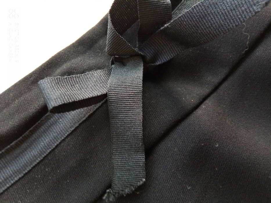River Island 14 42 czarna angielska spódnica asymetryczna 82 cm pas