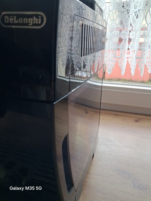 Sprzedam uszkodzony express DeLonghi