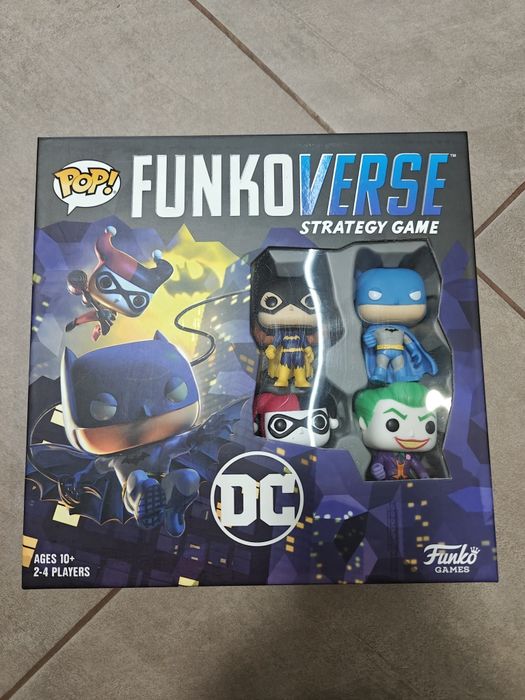 Продам настільну гру FunkoVerse колекції DC