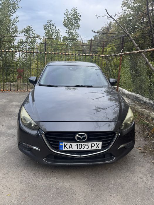 продам машину Mazda 3