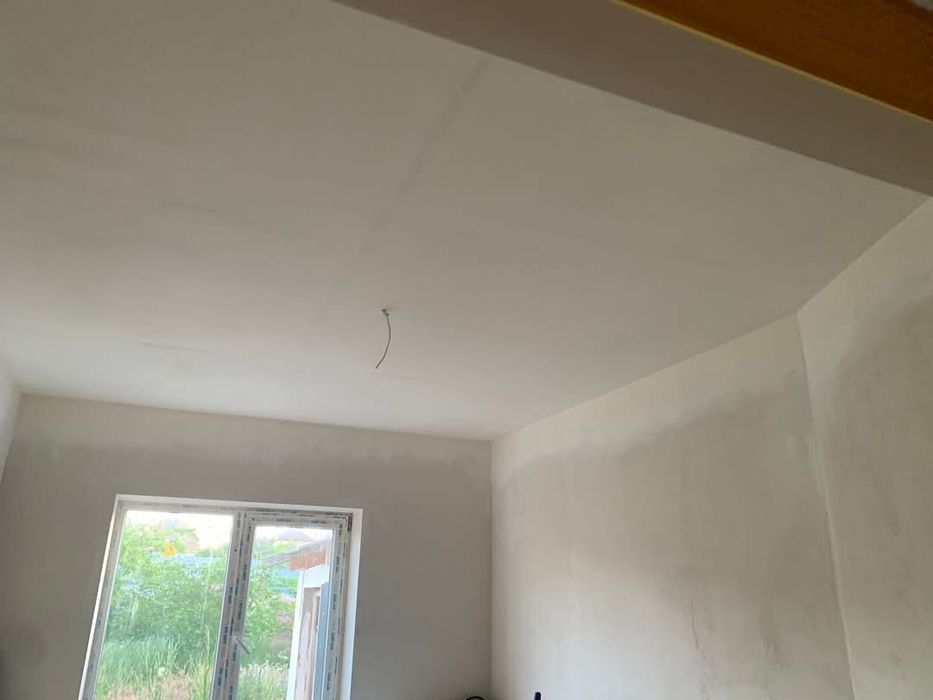 Нерубайское капитальный новый  дом под чистовую отделку в отличном мес