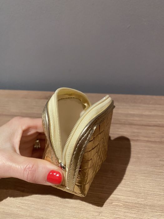 Porta moedas dourado NOVO