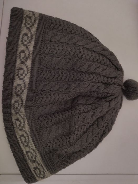 Шапка женская продам