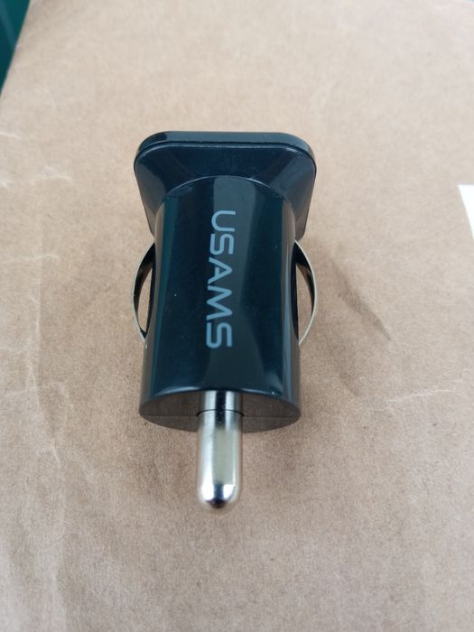 Carregador de isqueiro com