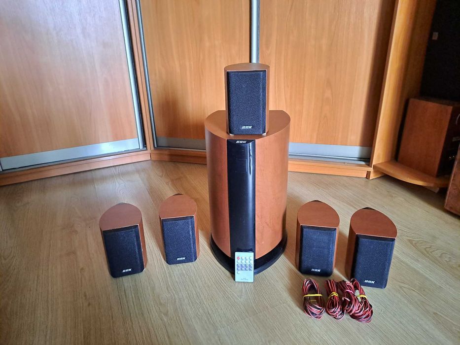 Акустична система 5,1 в дереві BBK MA-965S з Bluetooth підключення.