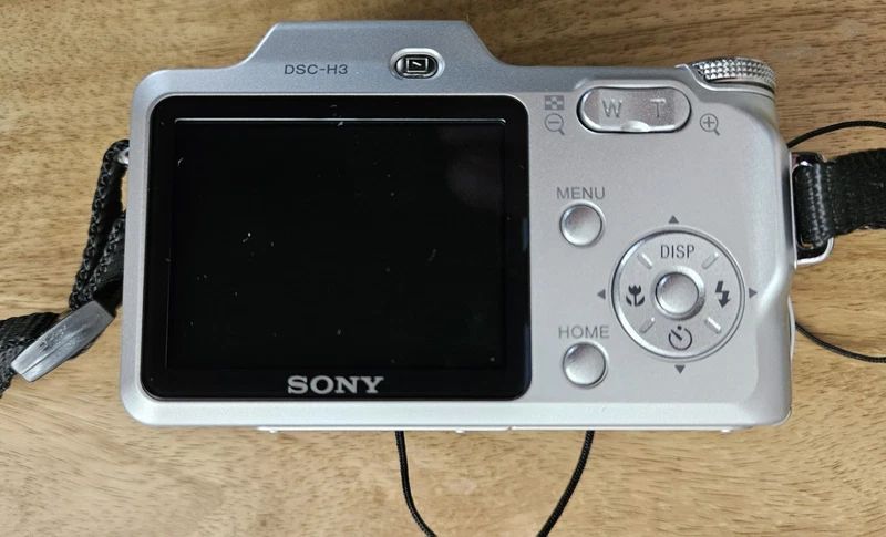 Sony Cyber-shot DSC-H38,1 10 Zoom