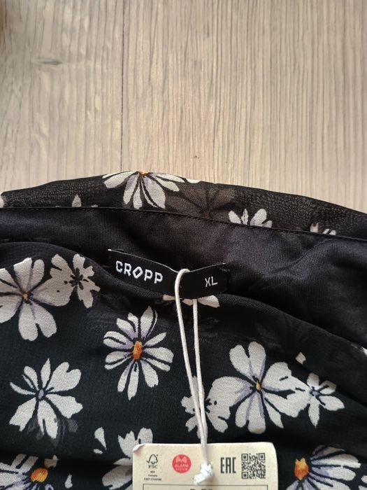 Bluzka z Cropp kwiatki nowa XL