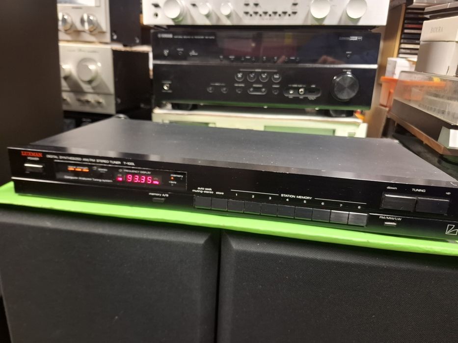 Tuner Luxman T-100L