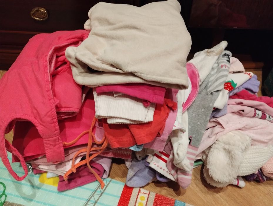 Віддам одяг на дівчинку від 0 до 9міс  (80 р)