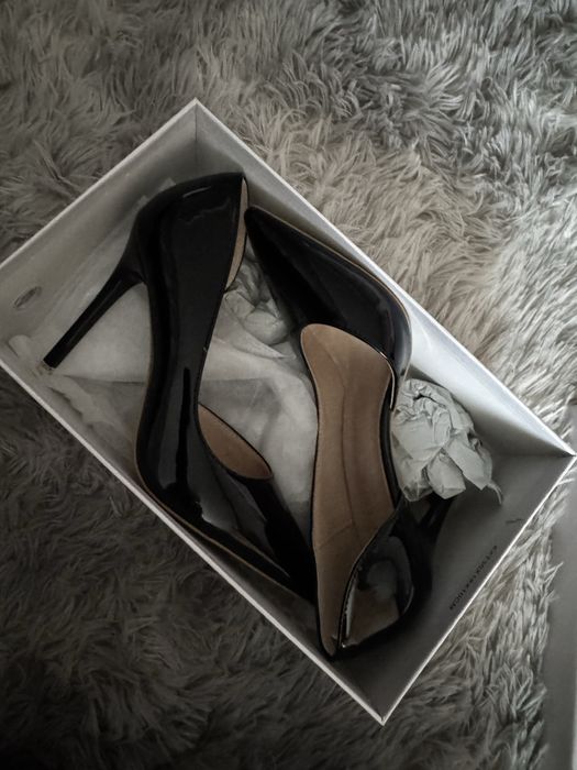 Туфлі на підборах