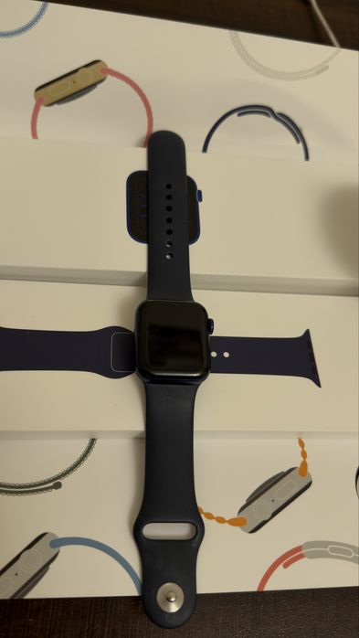 Продам Apple Watch 6 40 mm