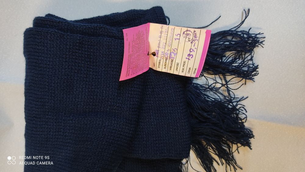 Nowy szalik służb mundurowych z PRL