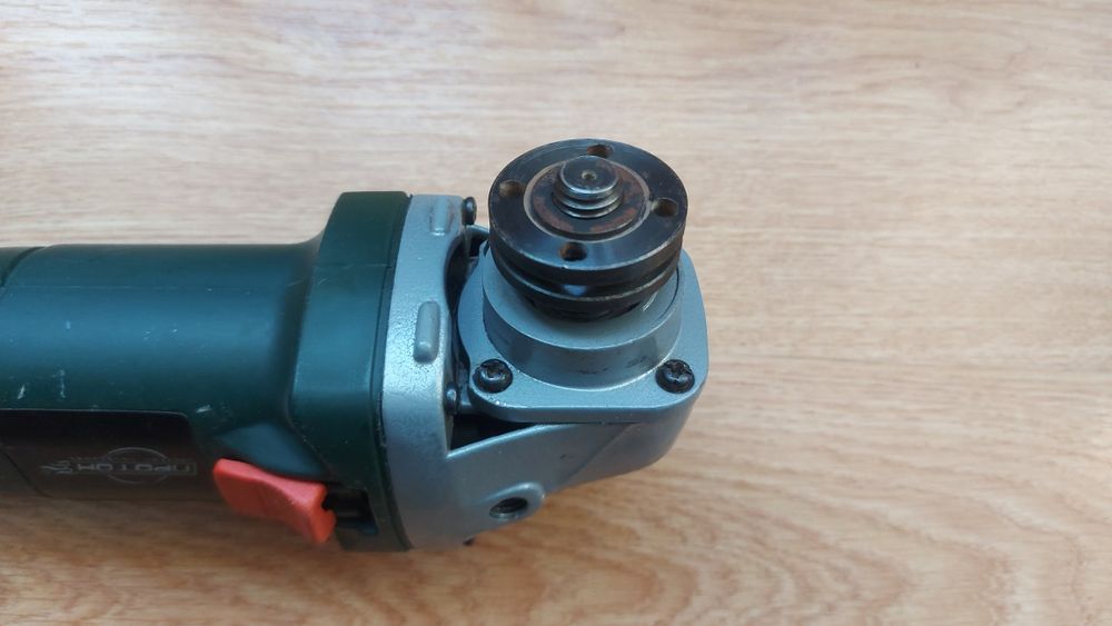 Кутова шліфувальна машина, болгарка Протон МШУ 125/750