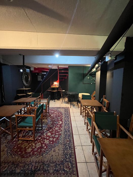 Trespasse de Café Bar Equipado em Campo Alegre Porto