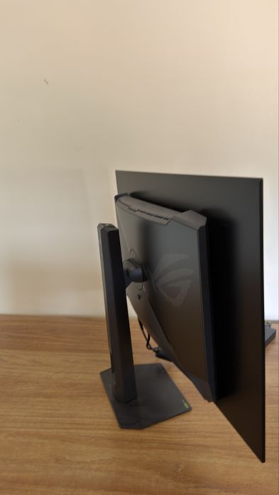 Monitor Asus ROG strix XG32UCWMG WOLED 31.5 4k UHD 240hz - Estado Otimo