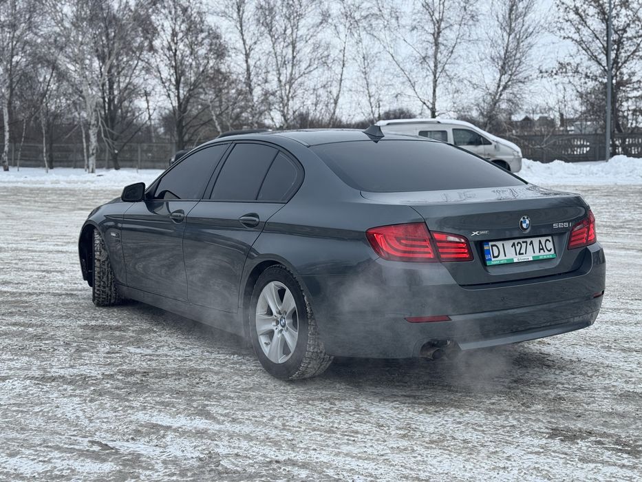 BMW 528i xDrive 2012 • 2.0 • Полный привод