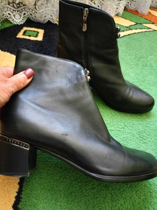 Жіночі чорні демісезонні ботинки, полусапожки