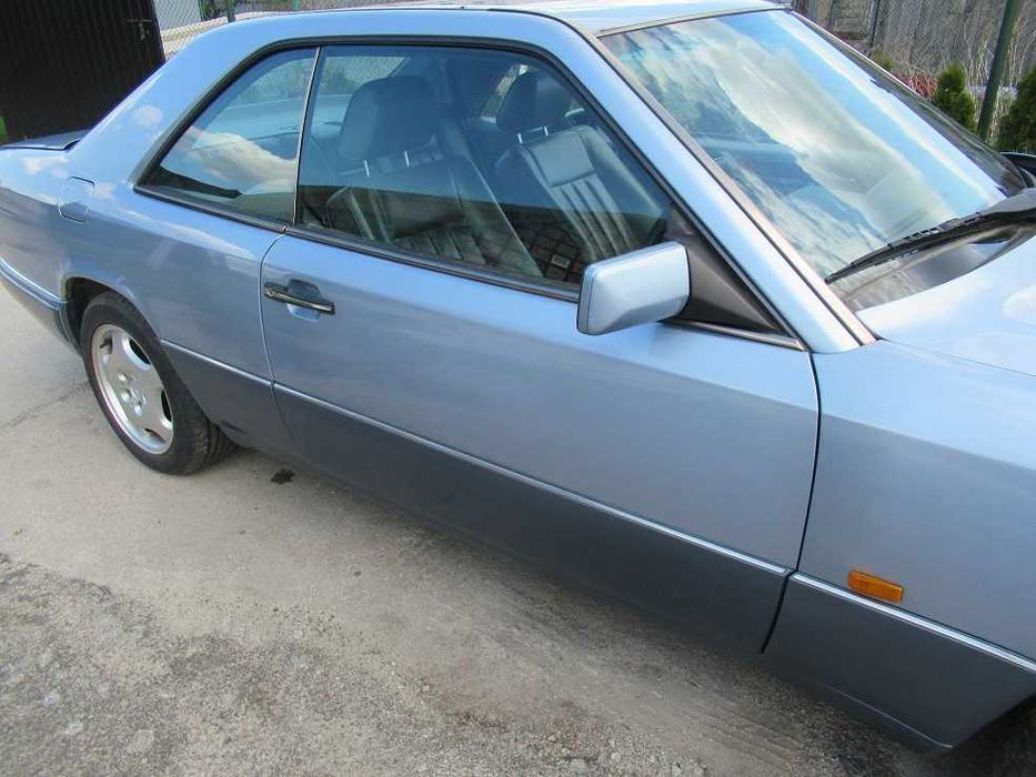 mercedes W124 COUPE CABRIO drzwi prawe prawy przód