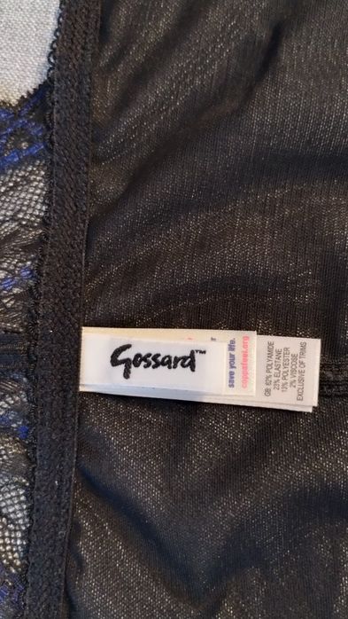 Biustonosz 70F, zapinany z przodu Gossard