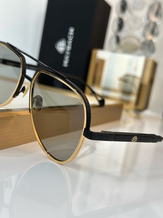 Чоловічі сонцезахисні окуляри MAYBACH THE END I