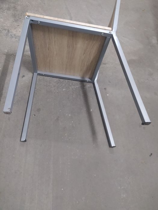 Cadeira cozinha (com dano)